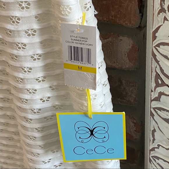 CeCe Sleeveless White Top Eyelet Lace Dressy or Casual Size M NWT - Picture 8 of 11